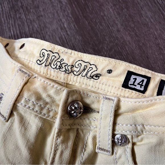 Miss Me Girls Denim Shorts Yellow Size 14 - Picture 4 of 8